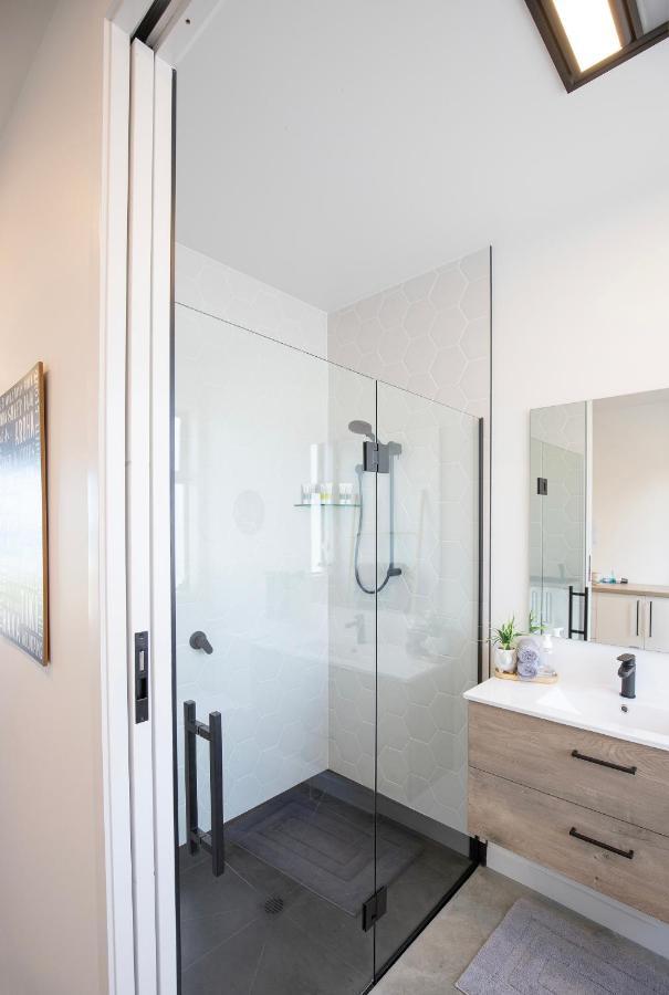 Views Over Tasman, New Luxury Boutique Studio Overlooking The Tasman Sea Греймут Екстериор снимка